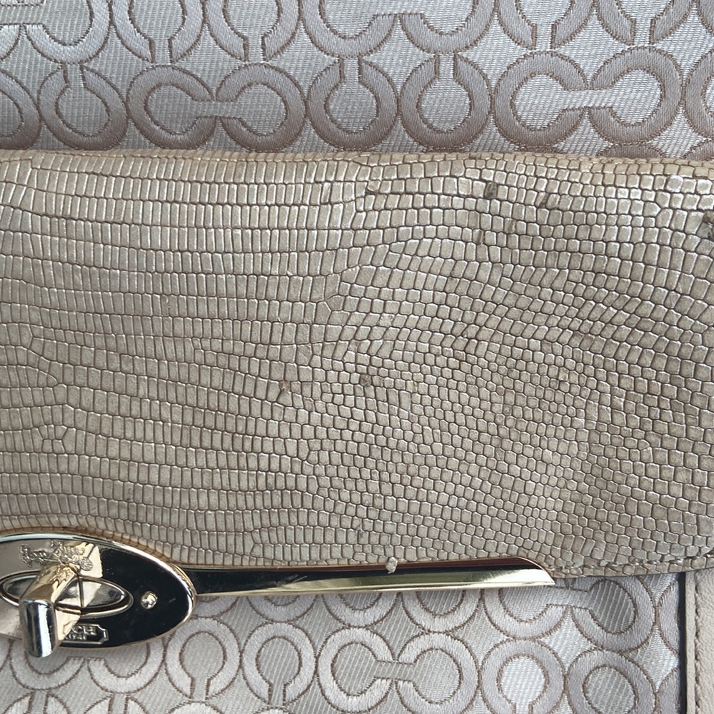 COACH MADISON OPT ART Signature 27906 2way hand or shoulder bag - Gently used - Picture 4 of 14